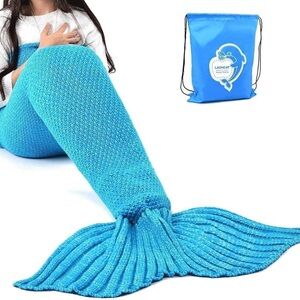 Blue Mermaid Tail Blanket